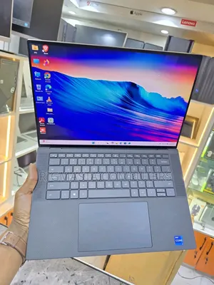 New Laptop Dell Precision 7680 16GB Intel Core i7 SSD 1T