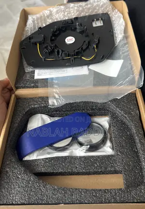Hyundai Palisade Right Side Mirror Glass – With Blind Spot Indicator
