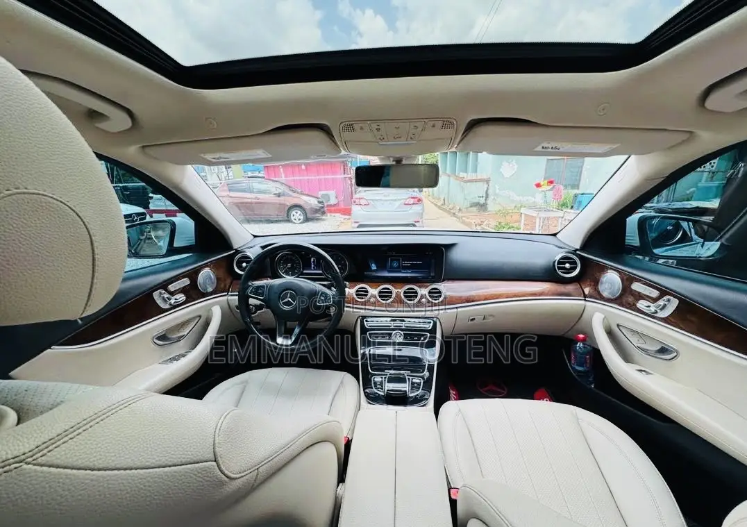 Mercedes-Benz E300 2017 White