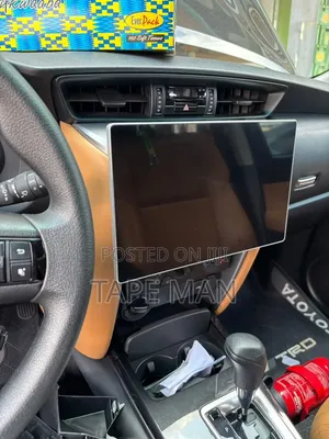 Toyota Fortuner 2015 13inches