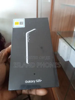 New Samsung Galaxy S25+ 256 GB Black