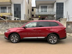 Mitsubishi Outlander SE AWC 2019 Red