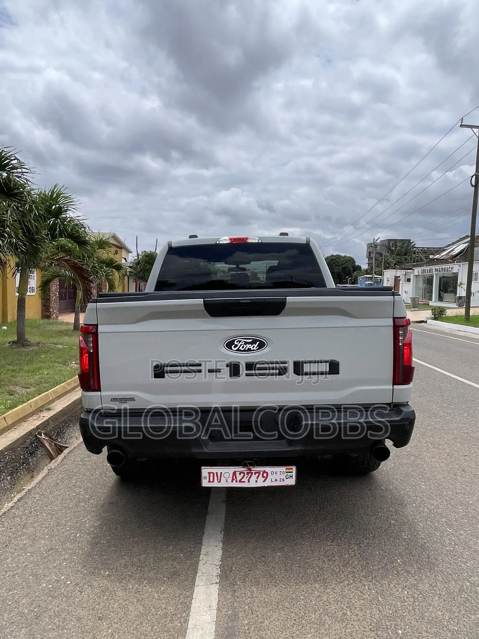 Ford F-150 STX 4WD SuperCab 6.5' Box 2025 Gray