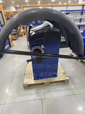 77kg Wheel Balancer With Self Calibration for 10-24” Wheels - Wkb2a02