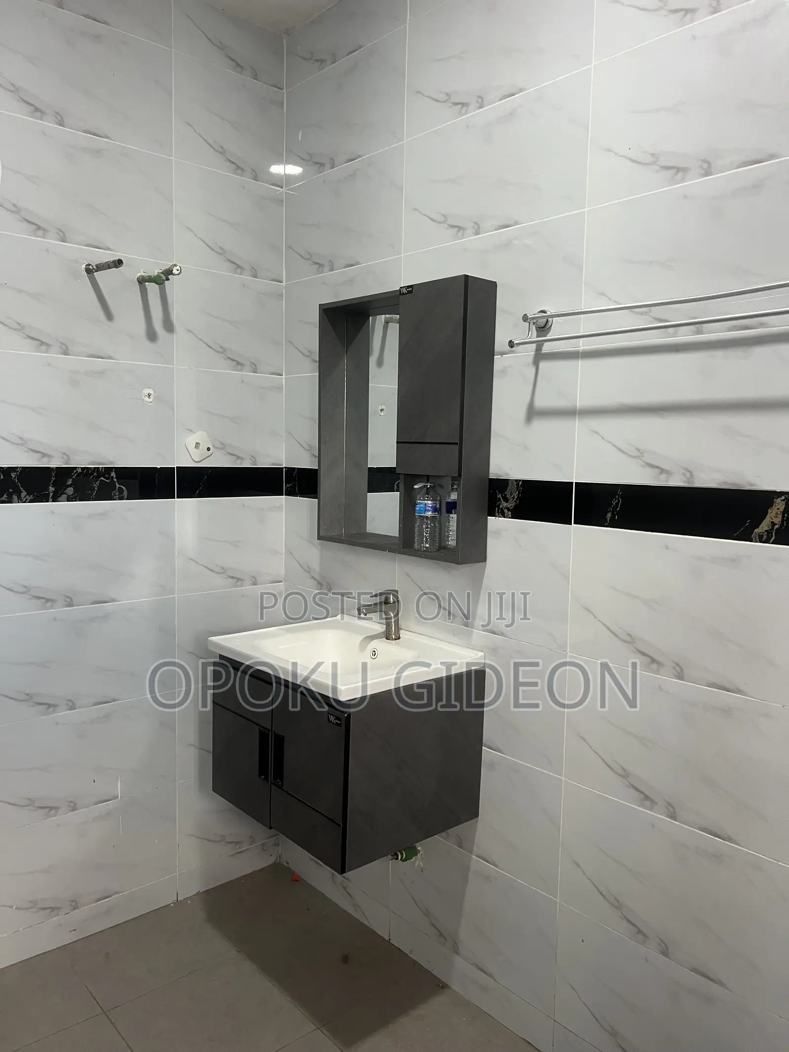 1bdrm Room & Parlour in Manhean Junction, Ablekuma for rent