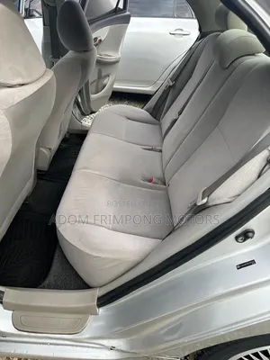 Toyota Corolla 2012 Silver