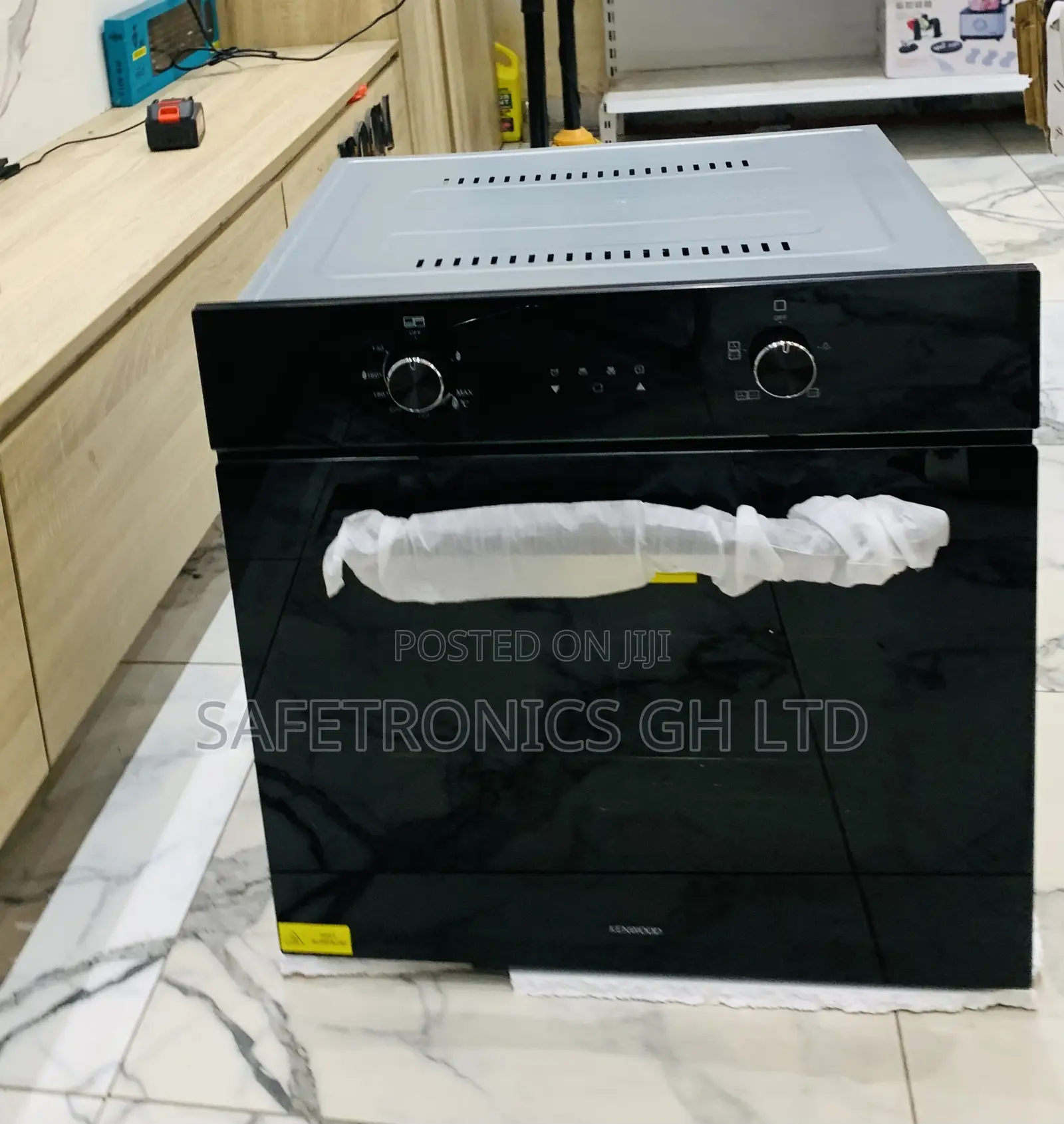 Newest Version • Inbuilt Kenwood Electric Oven