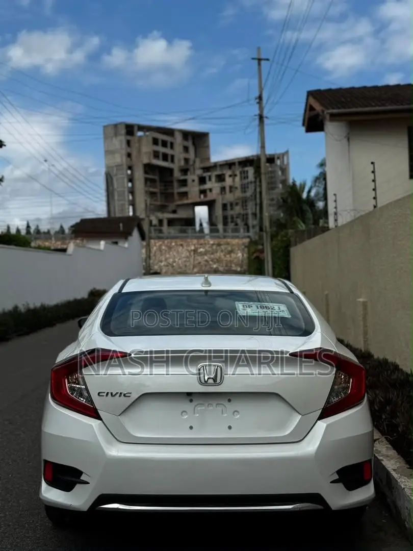 Honda Civic EX-L Sedan 2019 White