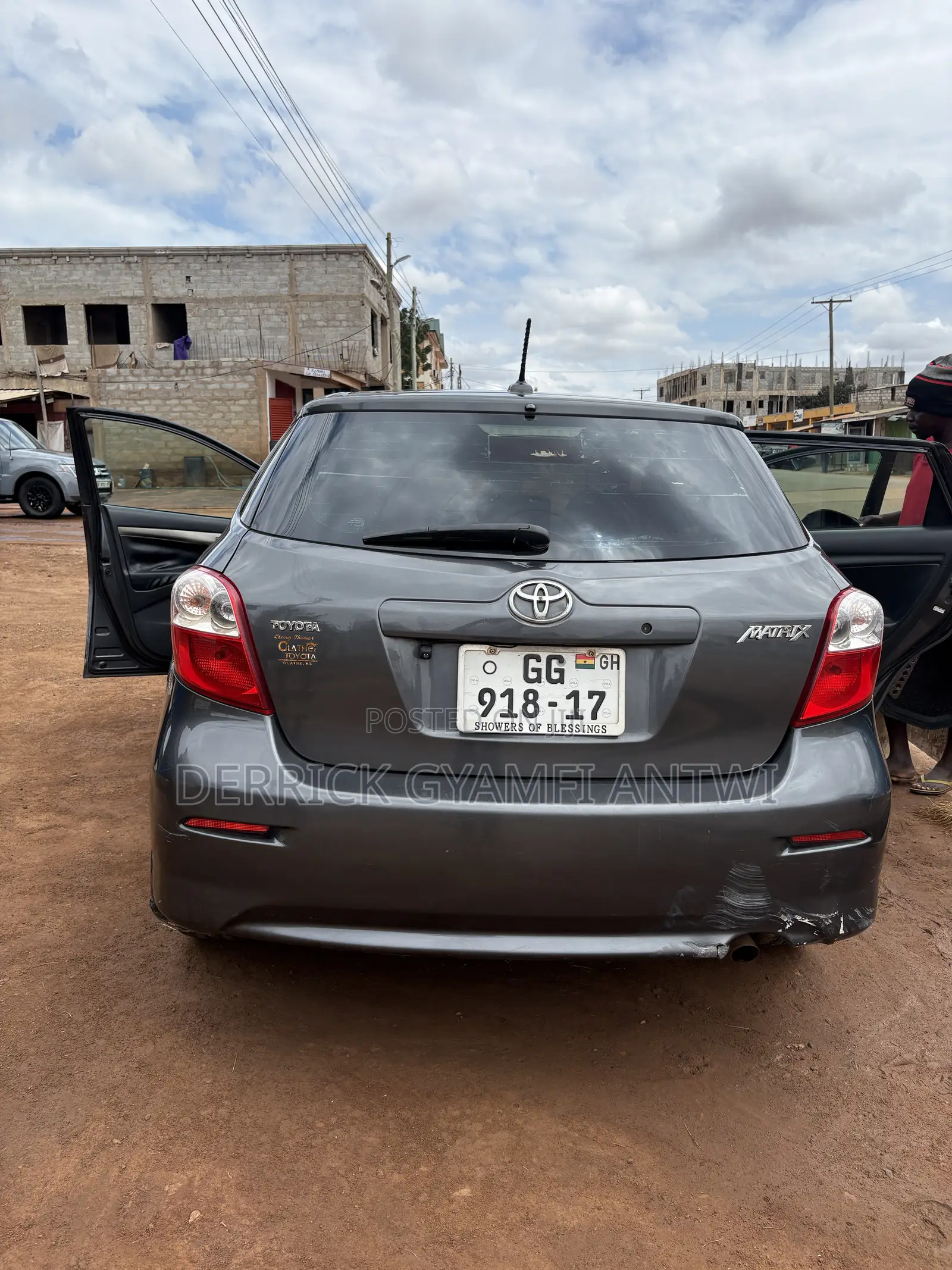 Toyota Matrix Hatchback FWD (1.8L 4cyl 5M) 2010 Gray