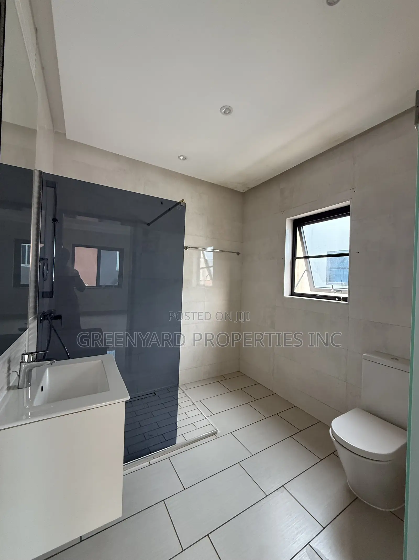 5bdrm House in Sychar, East Legon for rent