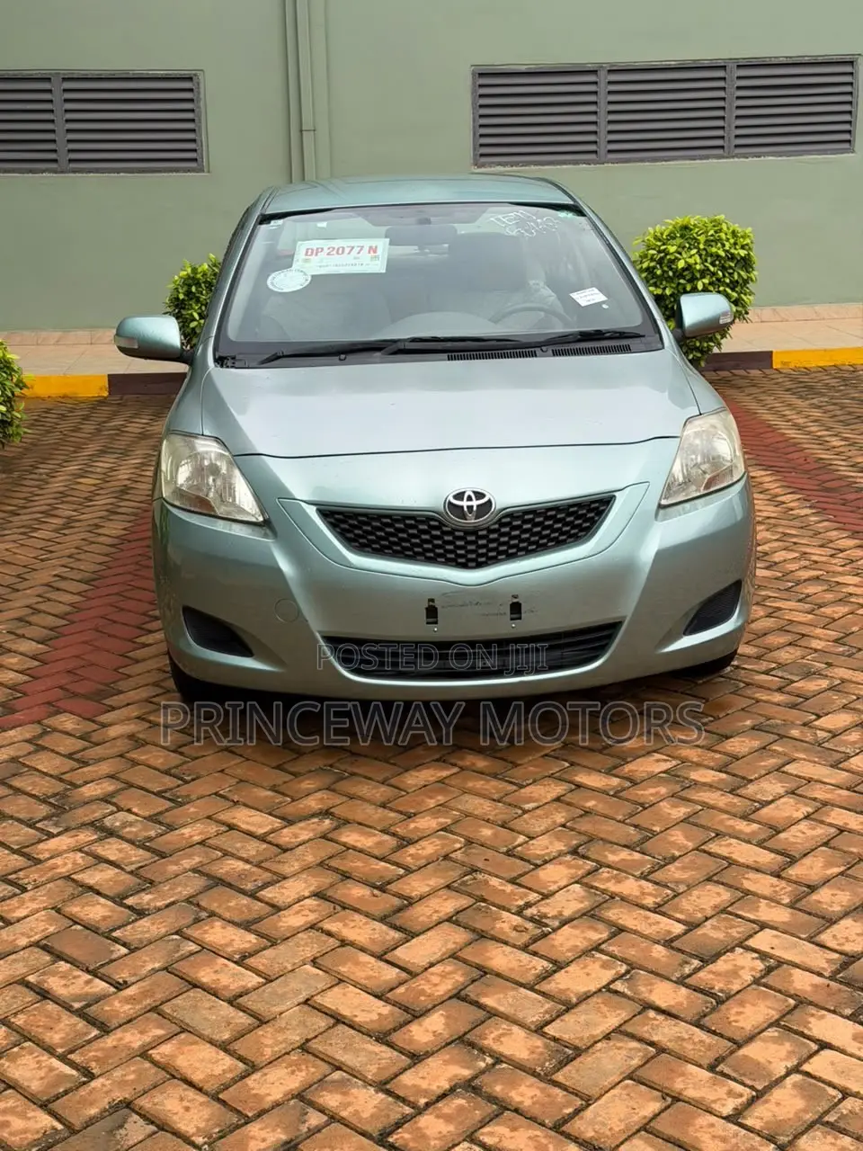 Toyota Belta 2011 Green