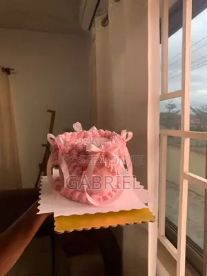 4inch Heart Cake