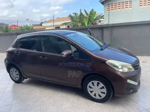 Toyota Vitz 1.3 AWD 3dr 2013 Brown