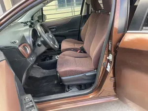 Toyota Vitz 1.3 AWD 3dr 2013 Brown