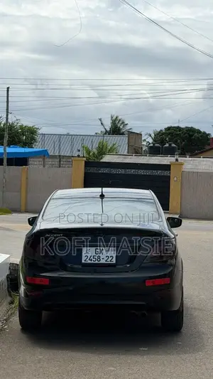 Hyundai Accent SE 2013 Black