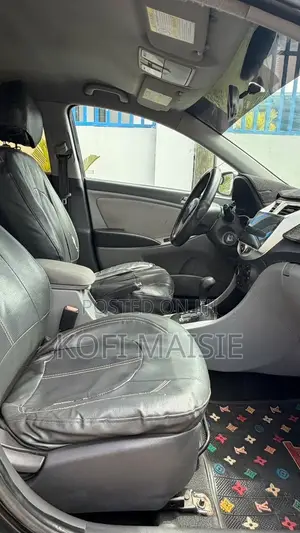 Hyundai Accent SE 2013 Black