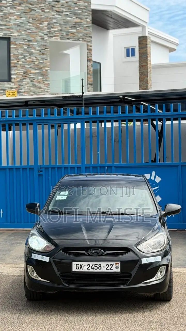 Hyundai Accent SE 2013 Black