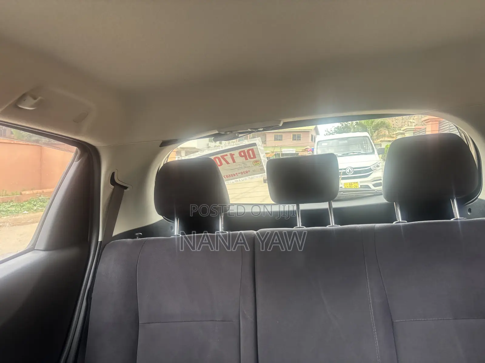 Toyota Vitz 1.3 FWD 5dr 2014 Purple