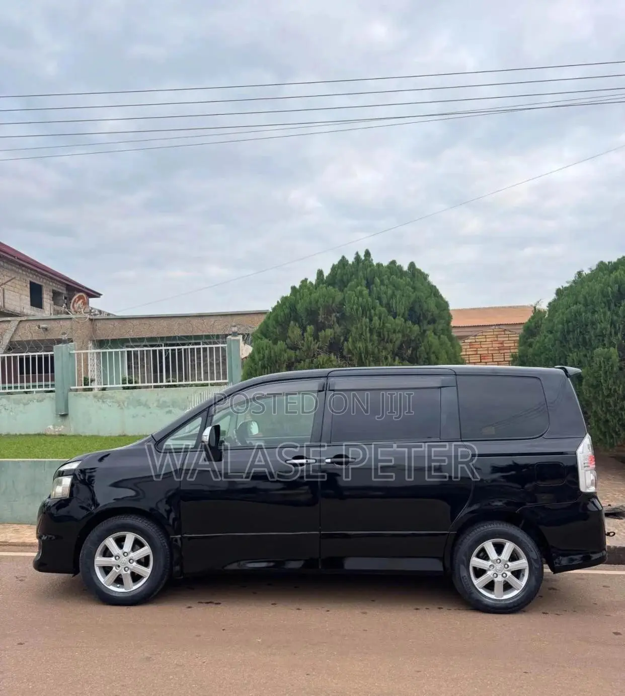 Toyota Voxy 2014 Black