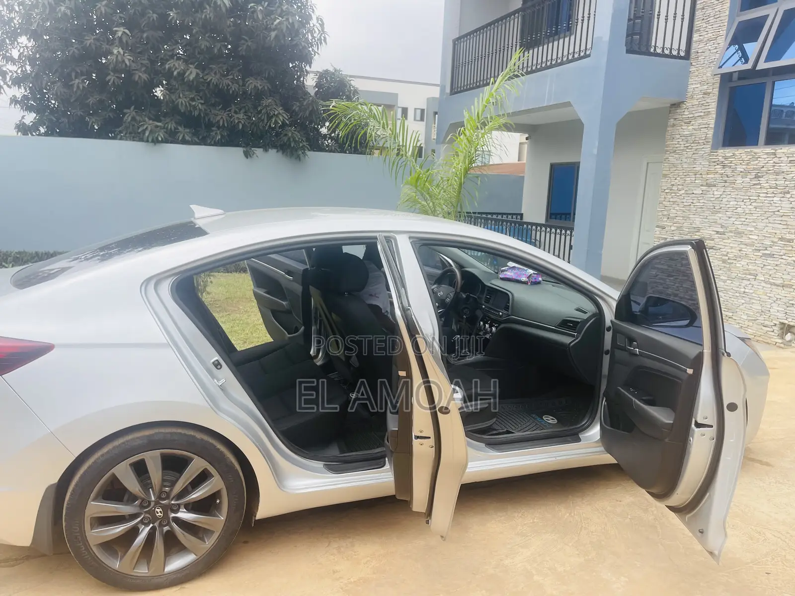 Hyundai Elantra Limited 2019 Silver