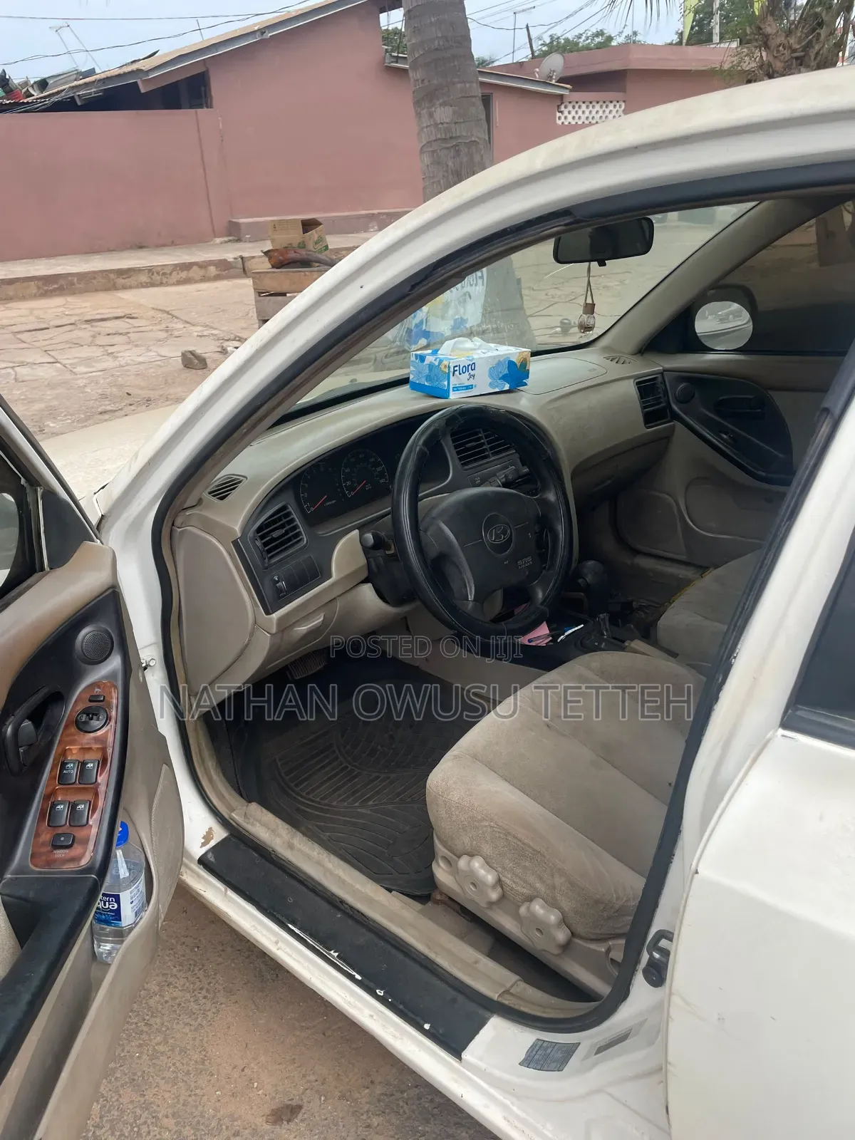 Hyundai Elantra GT 2002 White