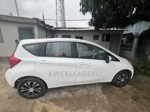 Nissan Versa 1.6 S+ 2016 White
