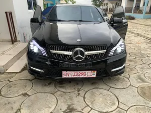 Mercedes-Benz C250 2014 Black