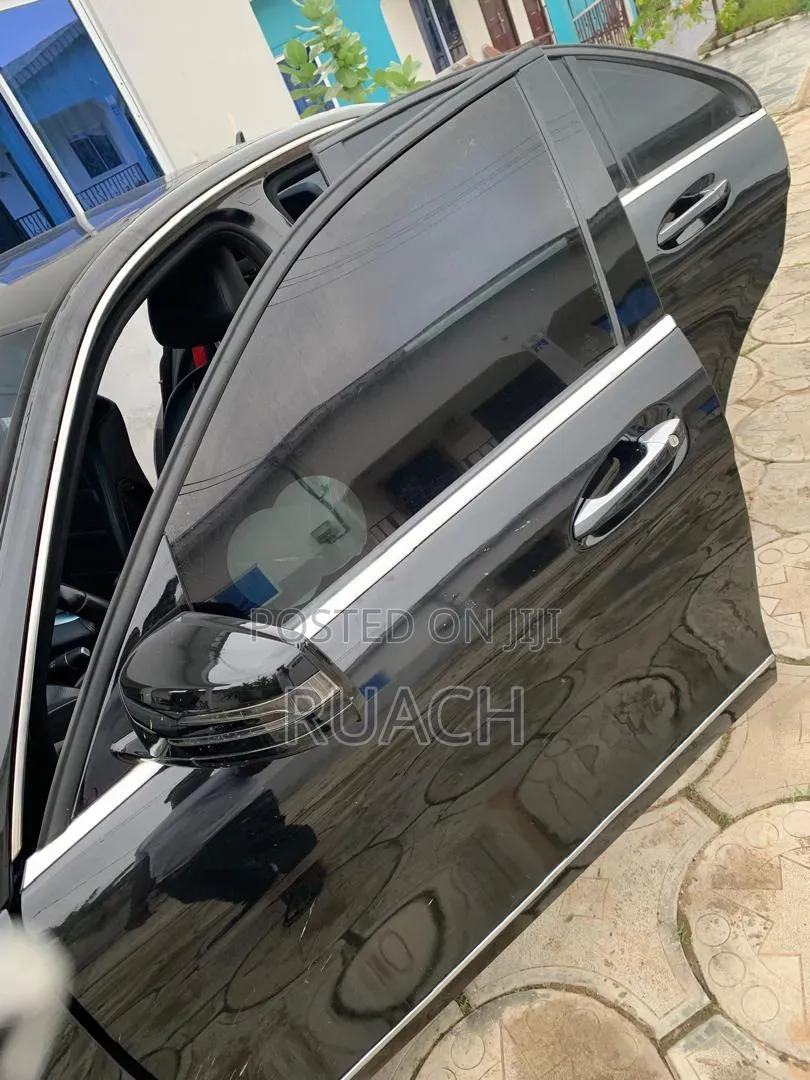 Mercedes-Benz C250 2014 Black