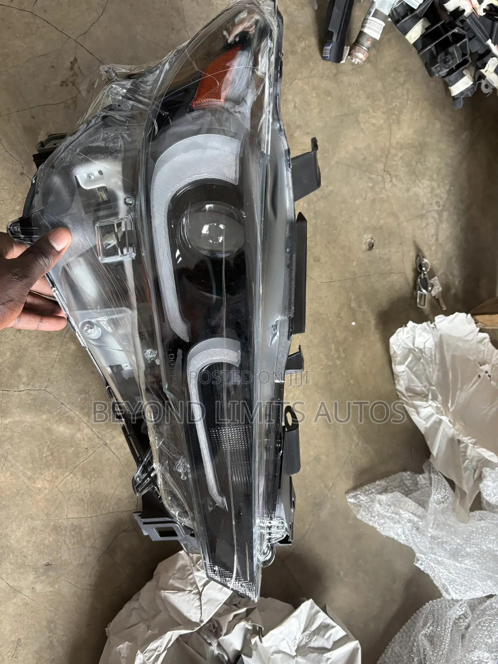 Mazda CX,2024 Headlight Full Led