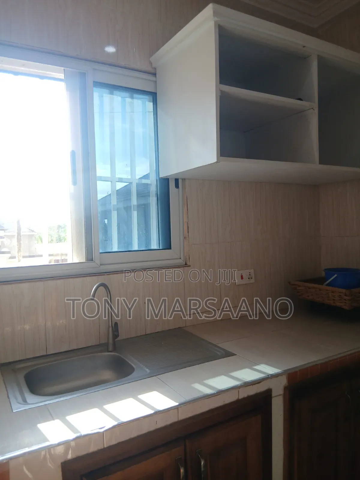 1bdrm Apartment in Westlegon, Police Station for rent