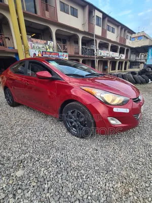 Hyundai Elantra GLS Sedan FWD (1.8L 4cyl 6A) 2013 Red