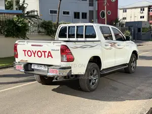 New Toyota Hilux Active (Diesel) 2026 White