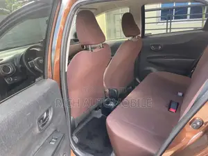 Toyota Vitz 1.5 FWD 3dr 2012 Brown