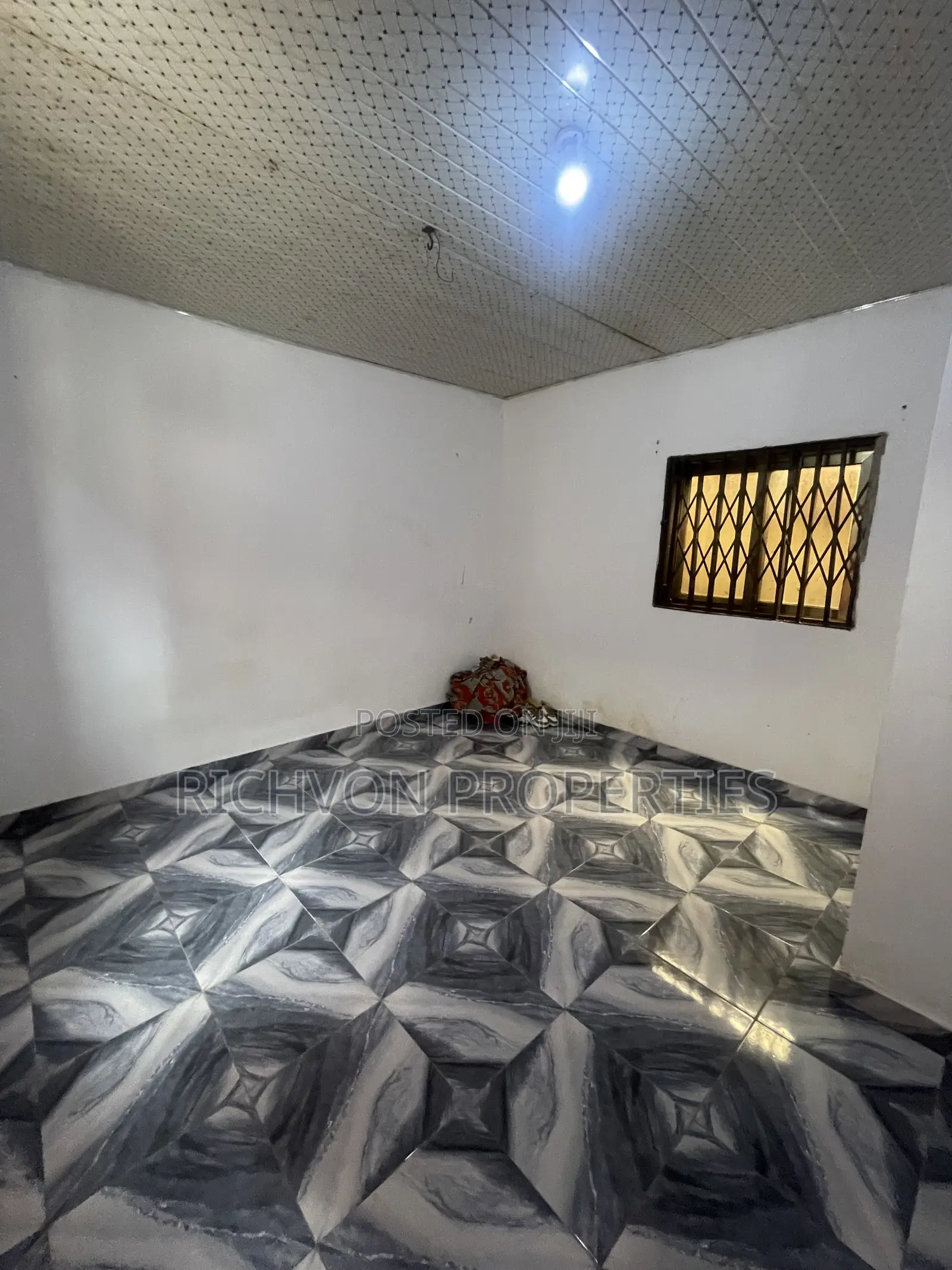 1bdrm Room & Parlour in Richvon Properties, Baatsona Total for rent