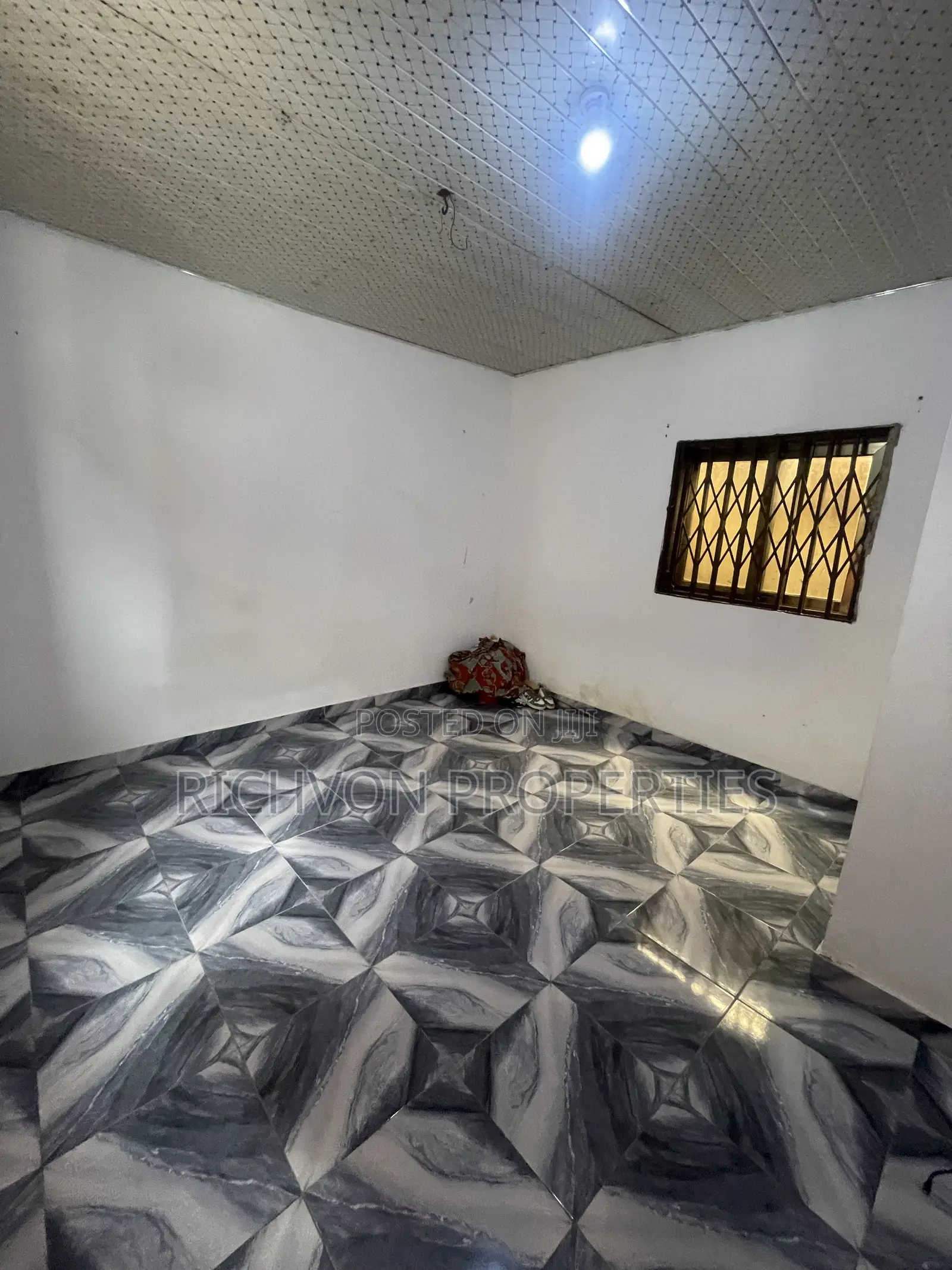 1bdrm Room & Parlour in Richvon Properties, Baatsona Total for rent