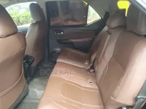Toyota Fortuner 2019 Black