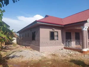 Furnished 4bdrm House in Middle Man Agency, Ejisu-Juaben Municipal