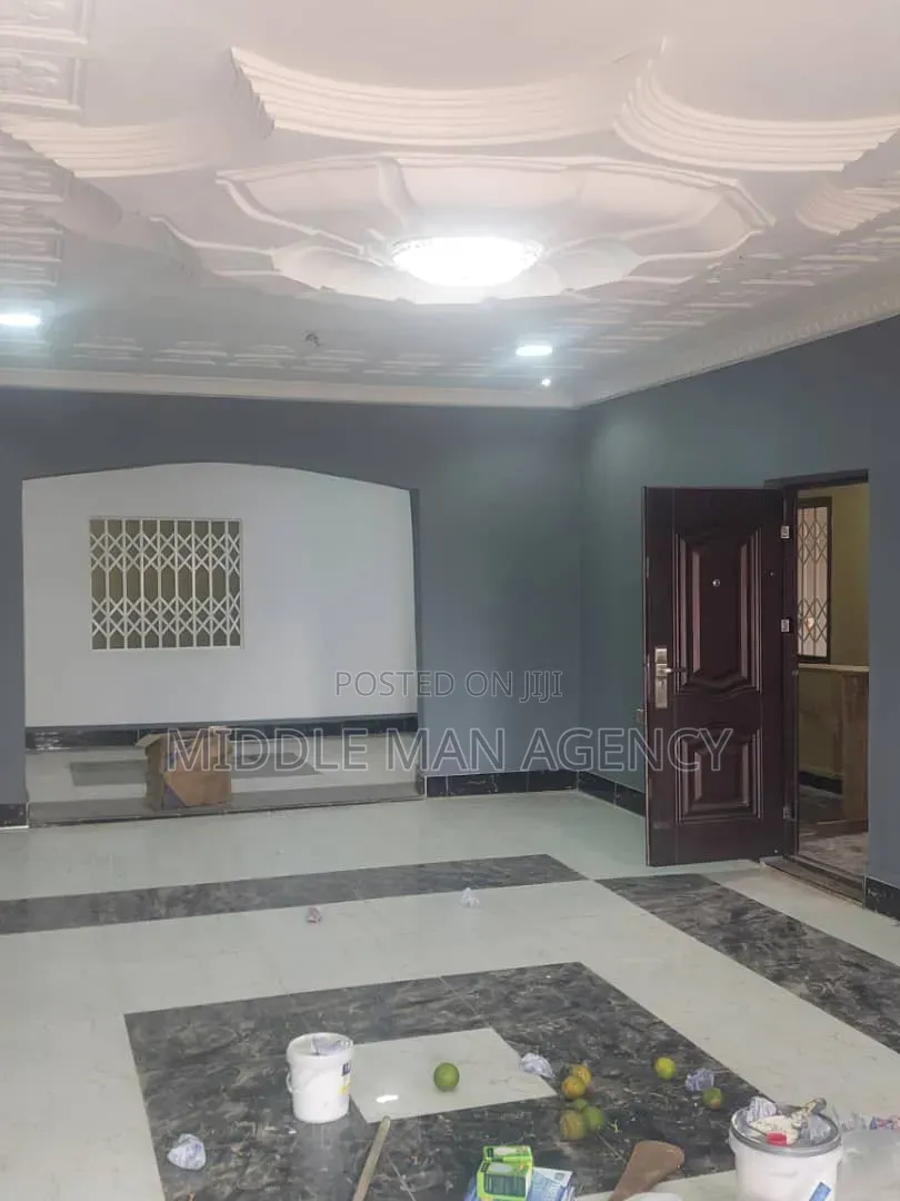 Furnished 4bdrm House in Middle Man Agency, Ejisu-Juaben Municipal