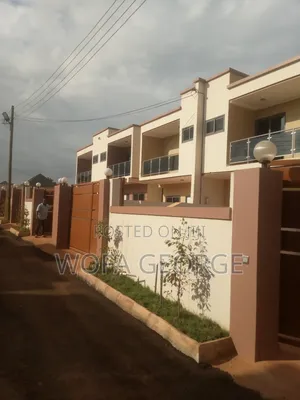 3bdrm House in Pentecost for sale