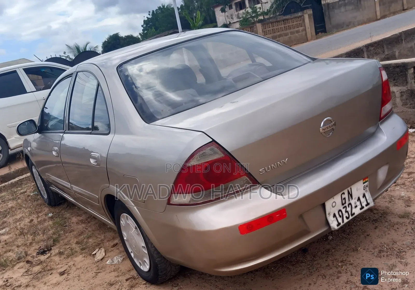 Nissan Sunny 2010 Silver