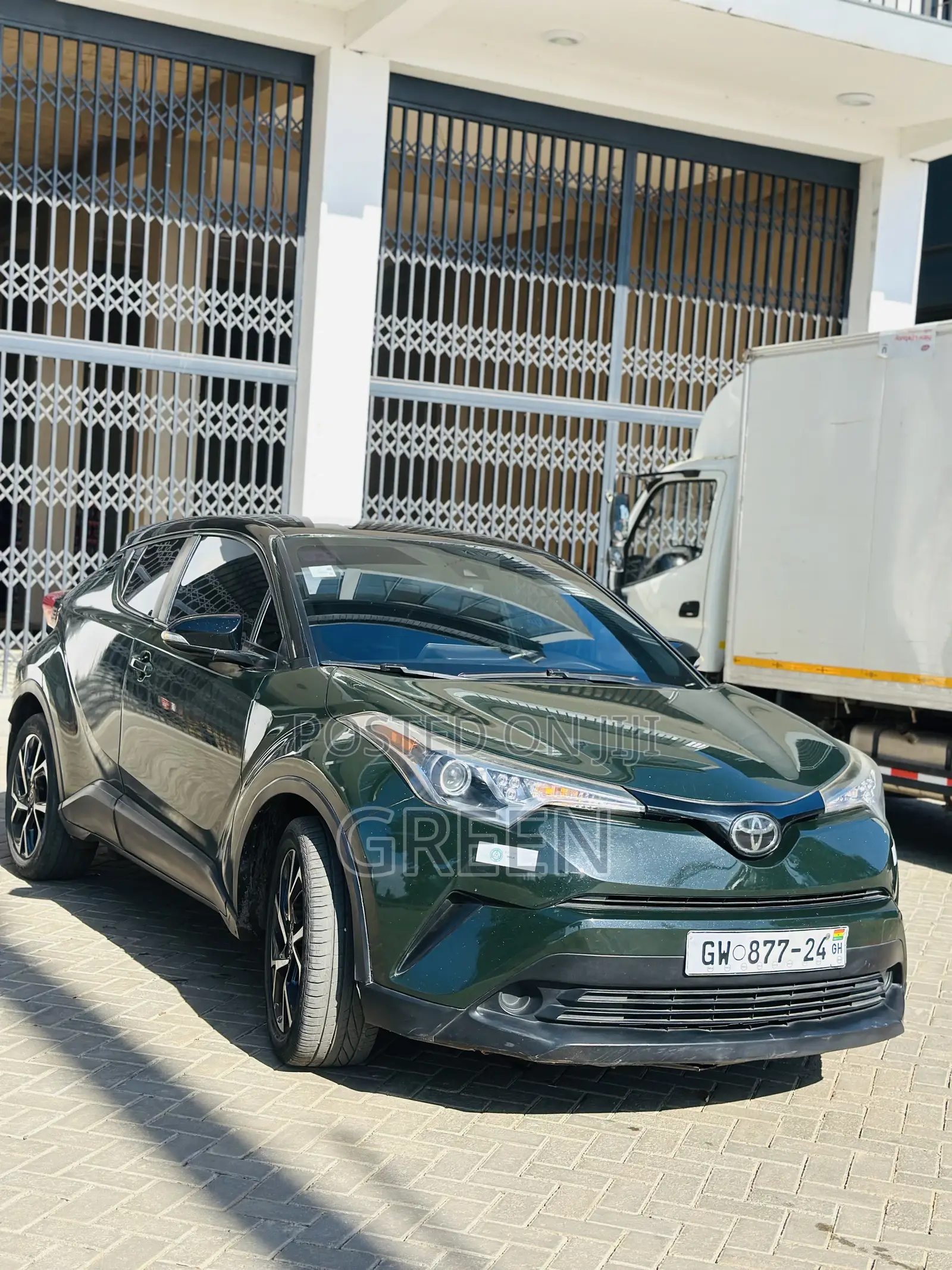 Toyota C-HR XLE Prermium FWD (2.0L 4cyl 2AM) 2018 Green