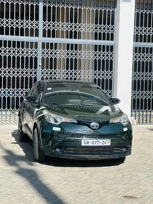 Toyota C-HR XLE Prermium FWD (2.0L 4cyl 2AM) 2018 Green