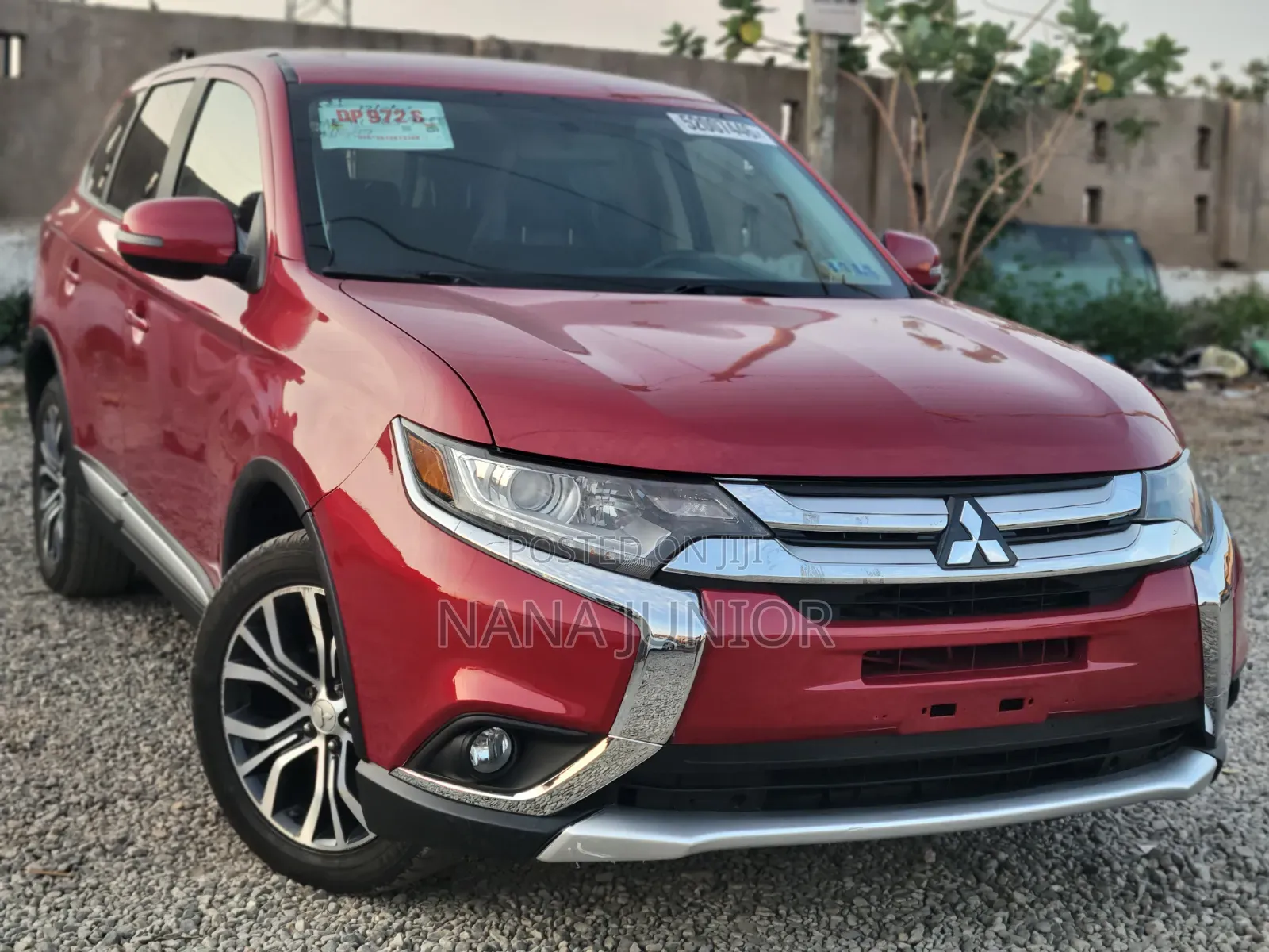Mitsubishi Outlander SE FWD 2017 Red