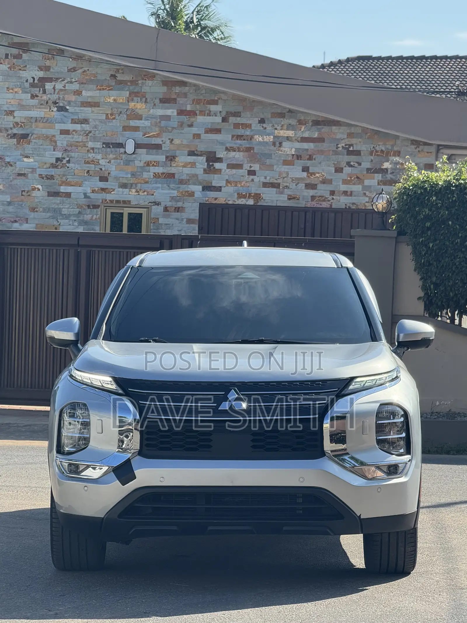 Mitsubishi Outlander SE 2022 Silver