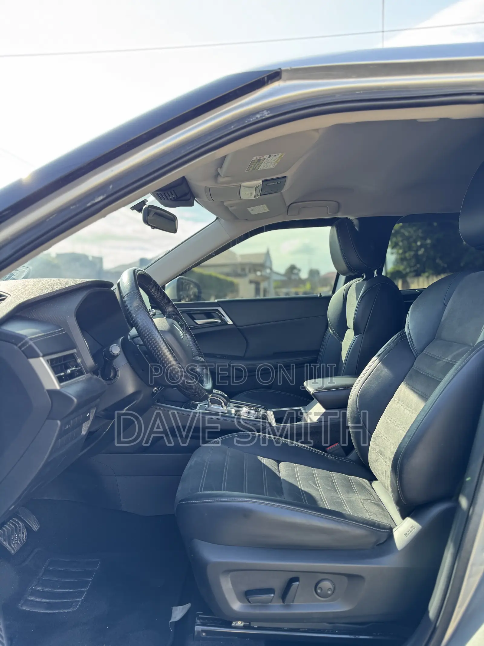 Mitsubishi Outlander SE 2022 Silver