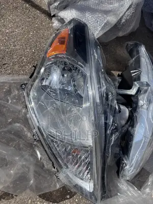 Nissan Almera/Versa 2016 Headlight Pair