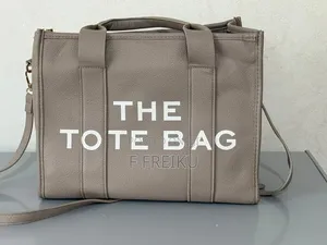 Marc Jacobs: The Tote Bag