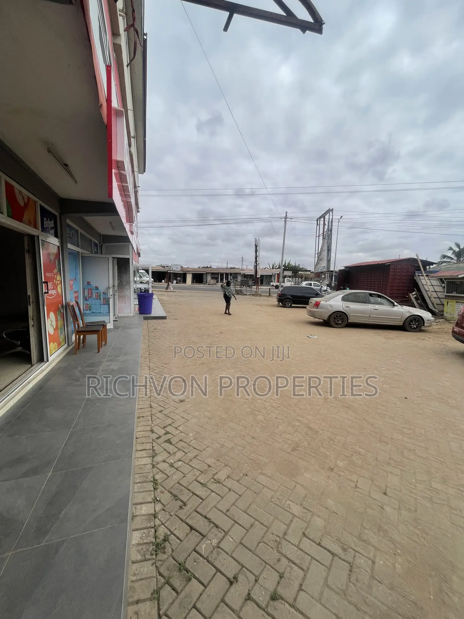 Shop for Rent at Spintex Texpo Market