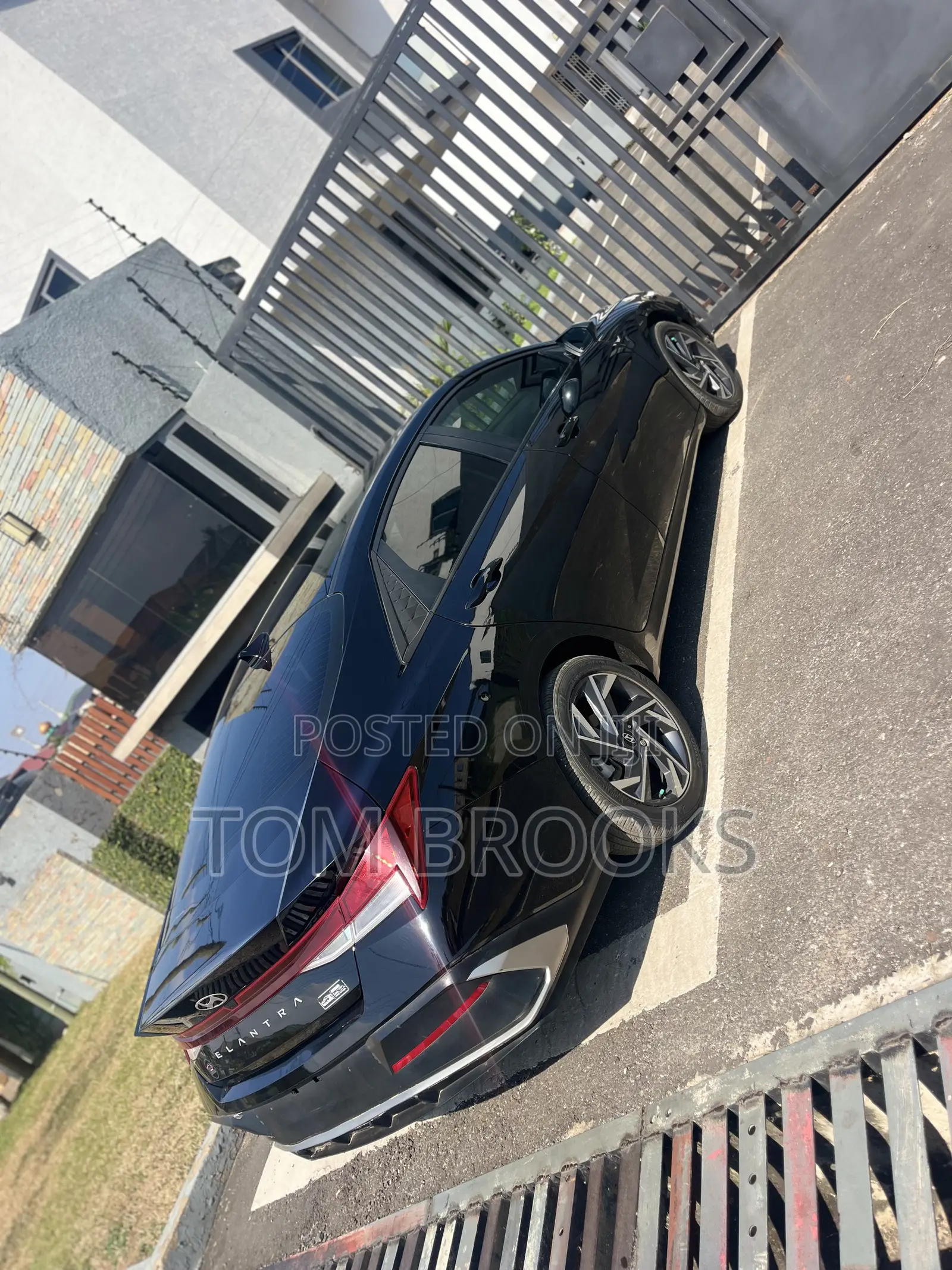 Hyundai Elantra 2025 Black