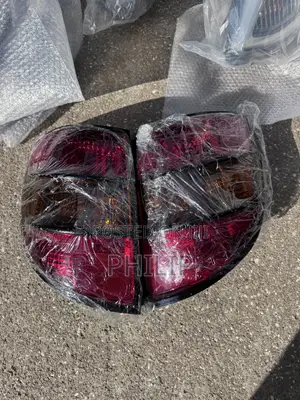 Pontiac Vibe 2005 Tail Light